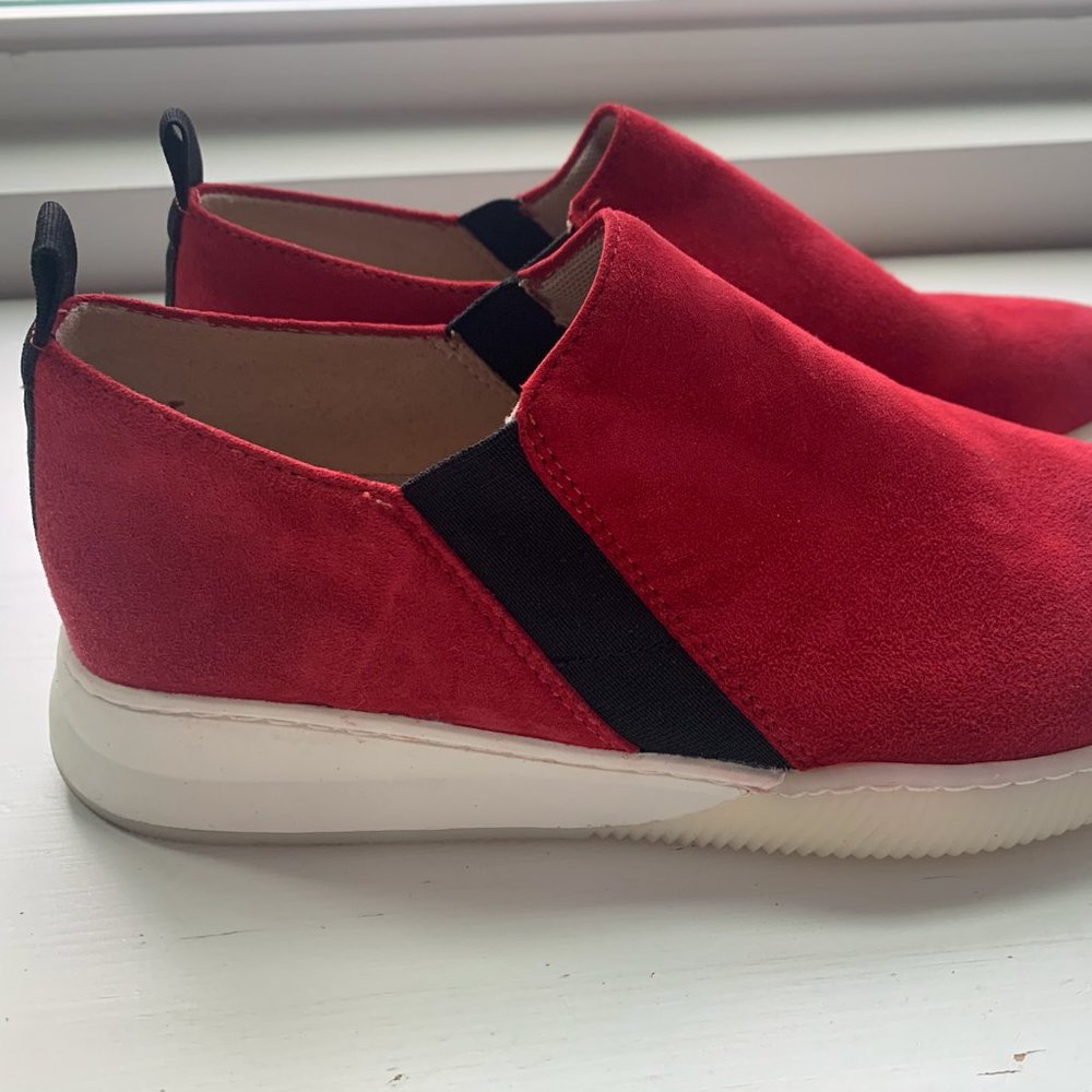 Naturalizer Women's Sneaker